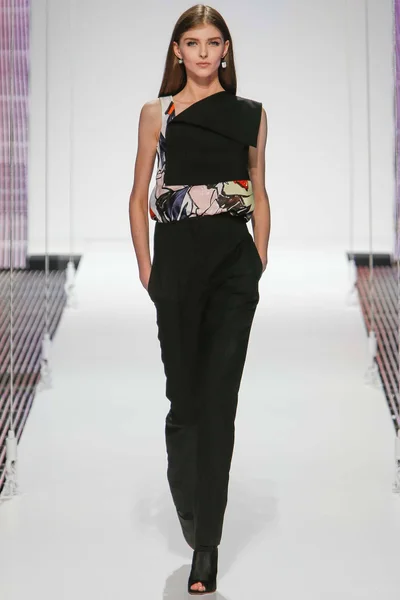 Look 1